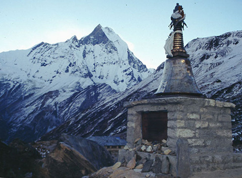 nepal - shrine in the annapurna sanctuary 4100m.jpg